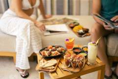 botanika-dining-poolside-driza-1626x1054-1